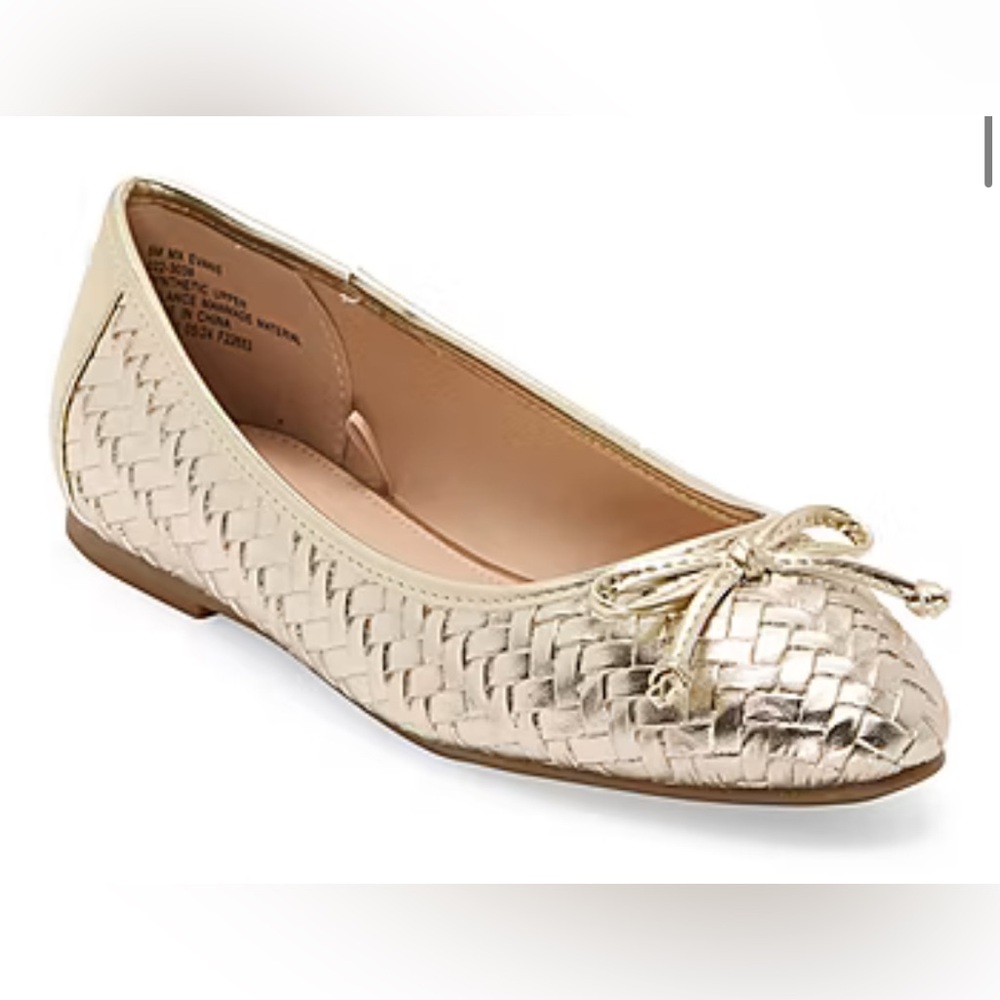 NEW Mixit Womens Evans Closed Toe Ballet‎ Flats